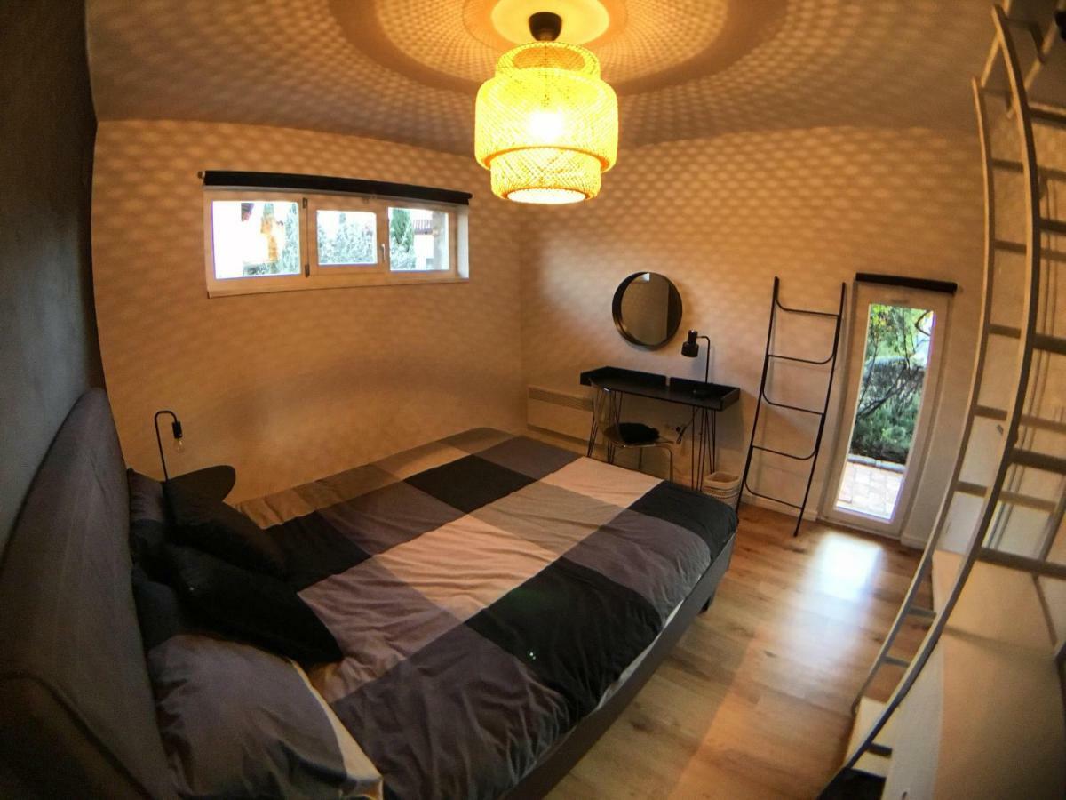 Apartma Vita Dobrovo Bagian luar foto